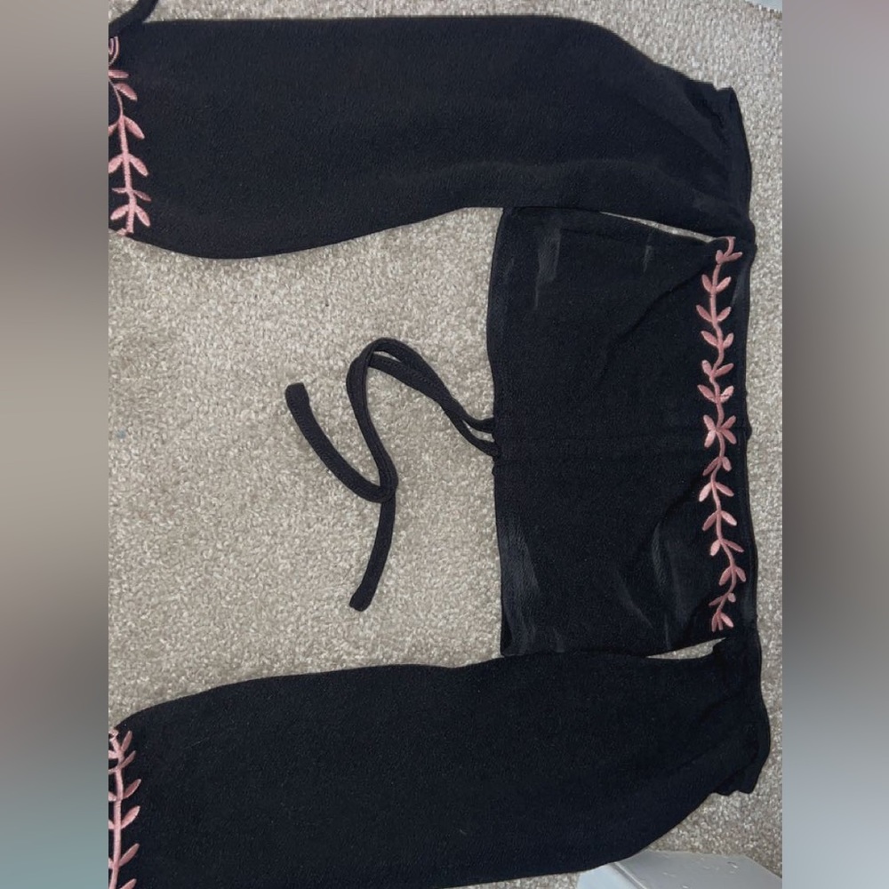 Long sleeve crop top